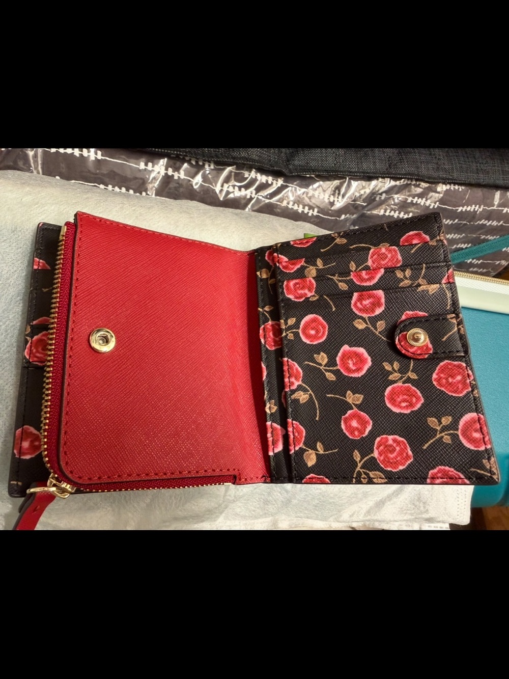 Kate Spade Small Shawn Laurel Way Wallet Hazy Rose Rooster Red NWT - Picture 4 of 6